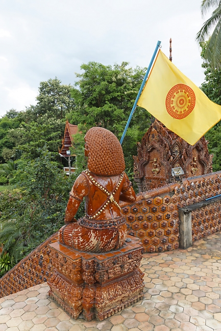 Wat Phu Khao Kaew-031